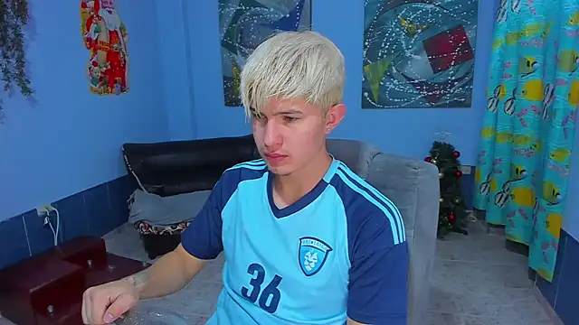 patrik 027 online show from December 16, 6:57 pm