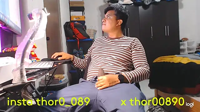 thor000089 online show from April 7, 3:40 am