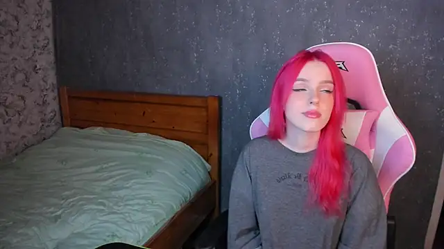 DavidAndSophie online show from December 15, 12:49 pm