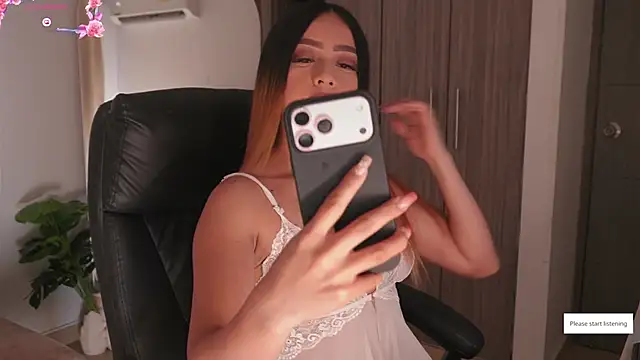 Snapshot of KAREN17 chatting on February 12, 3:18 pm KAREN17 online show from February 12, 3:18 pm