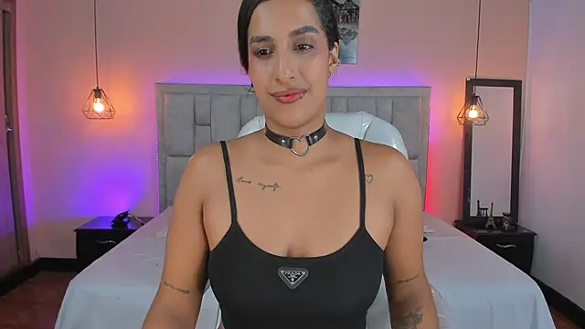 Stefhanyblow online show from December 22, 10:17 am