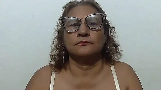 Snapshot of charrysexy1 chatting on November 8, 9:53 am charrysexy1 online show from November 8, 9:53 am