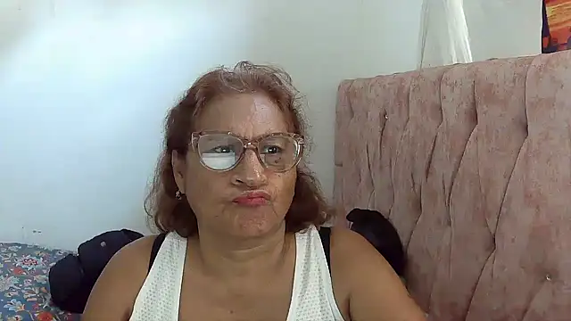 Snapshot of charrysexy1 chatting on February 12, 3:07 pm charrysexy1 online show from February 12, 3:07 pm