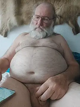 Snapshot of SexySantaC chatting on July 19, 12:42 pm SexySantaC online show from July 19, 12:42 pm