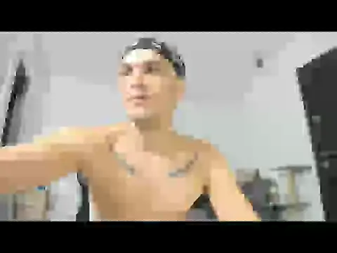 Snapshot of Angelfrank__ chatting on November 16, 1:06 pm Angelfrank online show from November 16, 1:06 pm