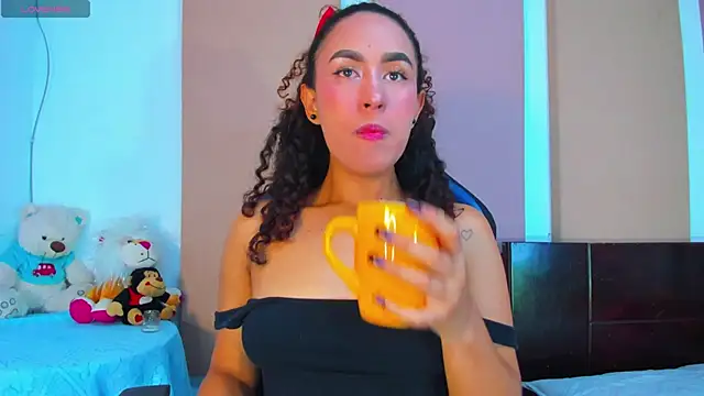 Snapshot of abbyblairs3 chatting on February 4, 4:51 am abbyblairs3 online show from February 4, 4:51 am