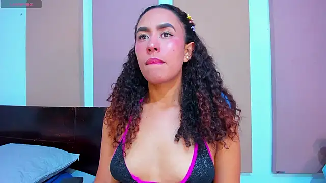 Snapshot of abbyblairs3 chatting on March 5, 4:52 am abbyblairs3 online show from March 5, 4:52 am