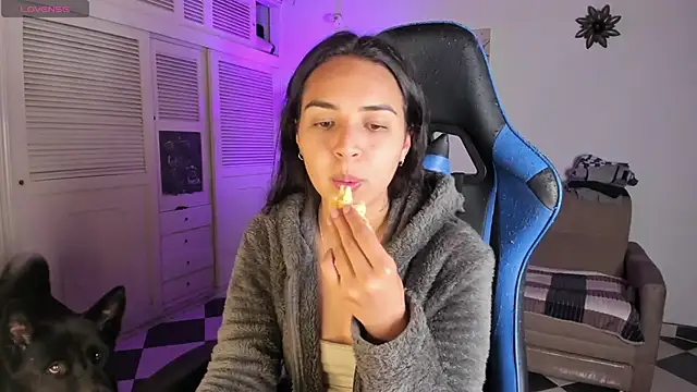 Miss Nicole online show from January 10, 1:53 am