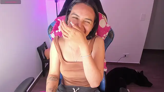 Miss Nicole online show from November 2, 1:19 am