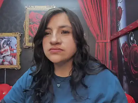 Snapshot of AmaiaDavies chatting on December 5, 1:47 am AmaiaDavies online show from December 5, 1:47 am