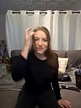 Snapshot of XLisaxx chatting on March 3, 5:19 pm XLisaxx online show from March 3, 5:19 pm