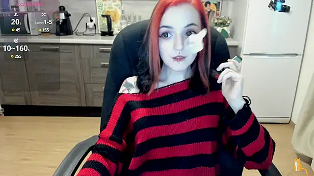 Snapshot of spticc chatting on December 5, 8:22 am spticc online show from December 5, 8:22 am