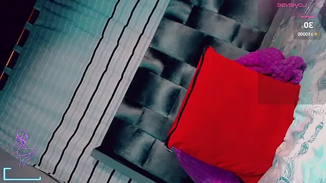 Snapshot of CharlotteBigCock chatting on March 19, 5:39 pm CharlotteBigCock online show from March 19, 5:39 pm