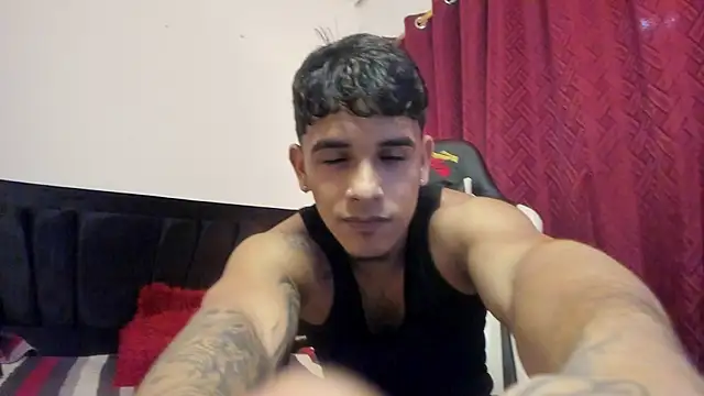 Snapshot of Evan_stoner chatting on September 19, 1:51 am Evan stoner online show from September 19, 1:51 am