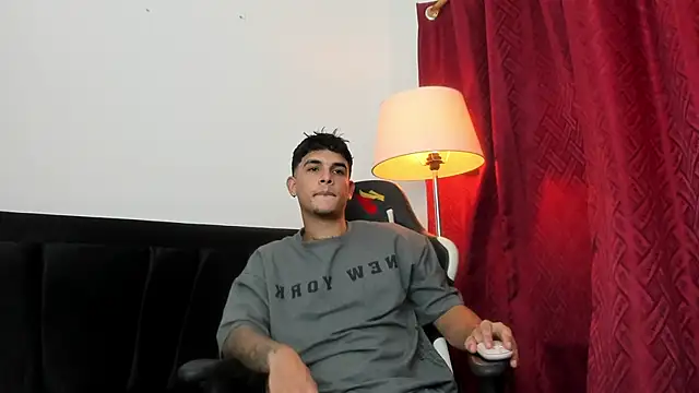 Snapshot of Evan_stoner chatting on September 26, 4:05 am Evan stoner online show from September 26, 4:05 am