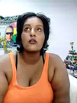 NWC4LYF online show from December 24, 7:11 pm