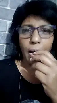 Snapshot of MsAttitude chatting on December 14, 6:52 pm MsAttitude online show from December 14, 6:52 pm