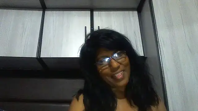 Snapshot of MsAttitude chatting on December 25, 5:05 pm MsAttitude online show from December 25, 5:05 pm