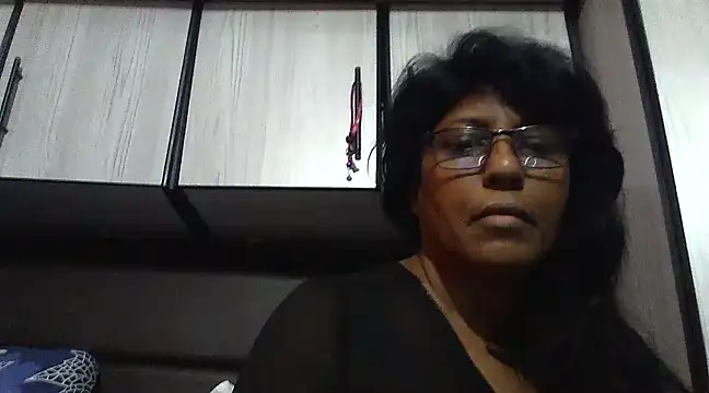 Snapshot of MsAttitude chatting on January 12, 2:52 pm MsAttitude online show from January 12, 2:52 pm