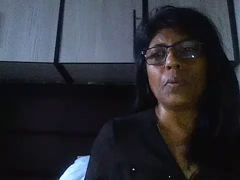 Snapshot of MsAttitude chatting on January 22, 10:18 am MsAttitude online show from January 22, 10:18 am