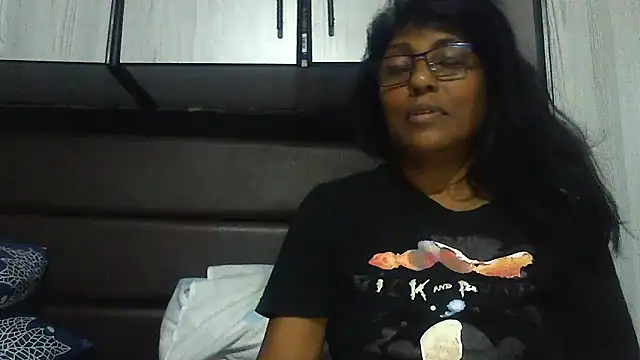 Snapshot of MsAttitude chatting on March 6, 4:49 pm MsAttitude online show from March 6, 4:49 pm