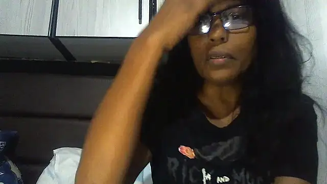Snapshot of MsAttitude chatting on March 14, 10:05 pm MsAttitude online show from March 14, 10:05 pm