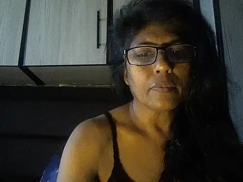Snapshot of MsAttitude chatting on September 21, 7:21 am MsAttitude online show from September 21, 7:21 am