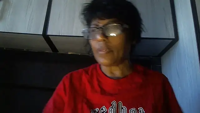 MsAttitude online show from December 15, 6:17 am