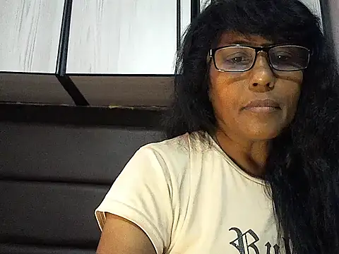 MsAttitude online show from January 11, 1:05 pm