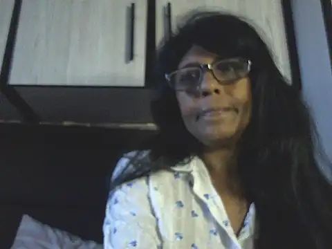 Snapshot of MsAttitude chatting on April 27, 11:30 am MsAttitude online show from April 27, 11:30 am