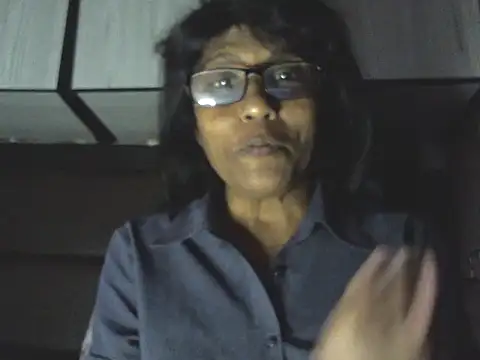 Snapshot of MsAttitude chatting on May 1, 2:10 pm MsAttitude online show from May 1, 2:10 pm