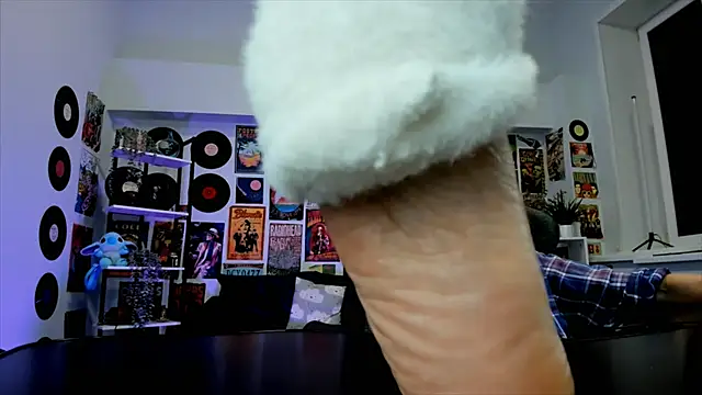 MistyBarnes online show from December 16, 12:38 pm