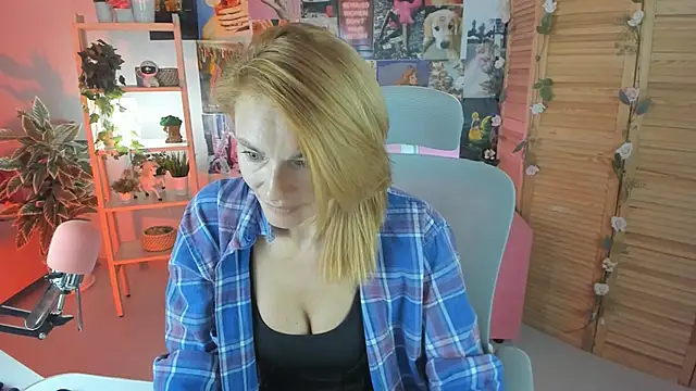 MistyBarnes online show from February 28, 12:52 pm