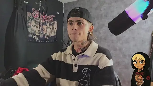 AcidMilo online show from October 15, 5:46 pm