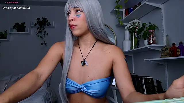 Snapshot of Nikol-JE chatting on October 10, 9:03 pm Nikol-JE online show from October 10, 9:03 pm