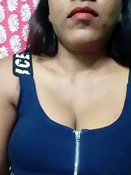 ANGEL QUEEN09 online show from November 5, 6:30 pm