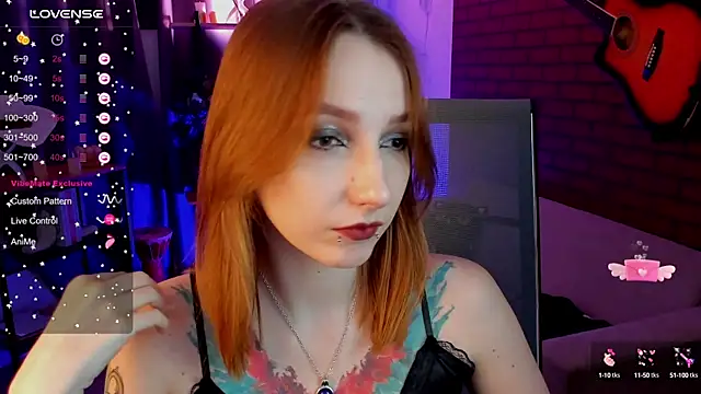 Snapshot of PrettyReckess chatting on March 4, 11:51 am PrettyReckess online show from March 4, 11:51 am