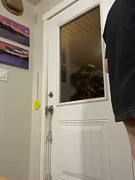 mikittyy online show from December 7, 8:44 am