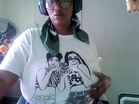 Snapshot of Charlie-Crawford chatting on May 30, 1:08 pm Charlie-Crawford online show from May 30, 1:08 pm