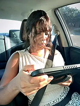 1Topgyal online show from September 24, 1:25 pm