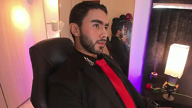 ItsMeEros online show from December 13, 10:37 pm