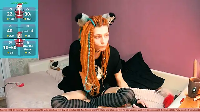 Littlepinkcat online show from December 15, 11:20 pm