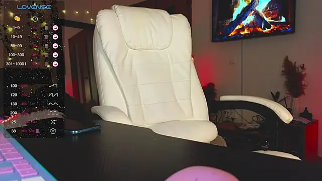 Juliette Sunshine online show from February 7, 9:58 pm