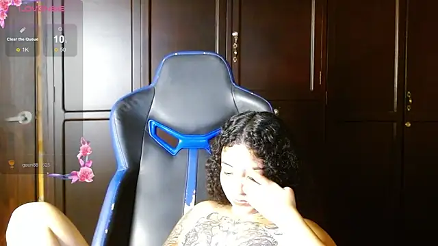 jaydensalvatore  online show from November 7, 10:21 pm