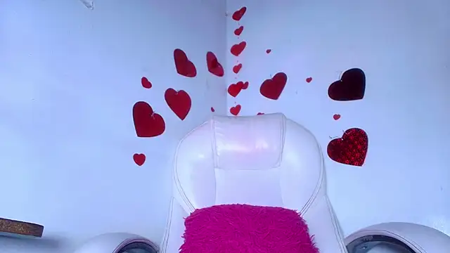 naomi kyse online show from February 8, 9:13 am