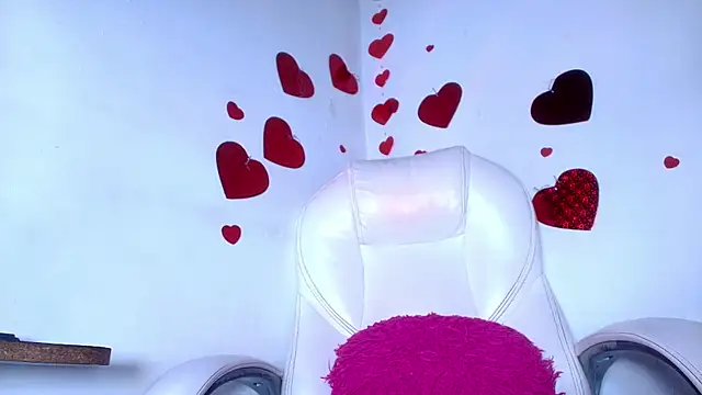 naomi kyse online show from February 20, 6:06 am