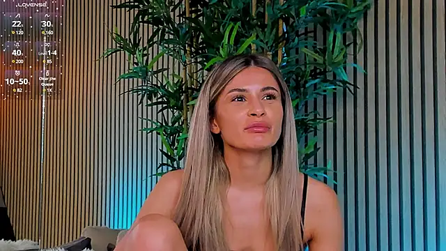 Avril Cyrus online show from February 27, 2:32 pm