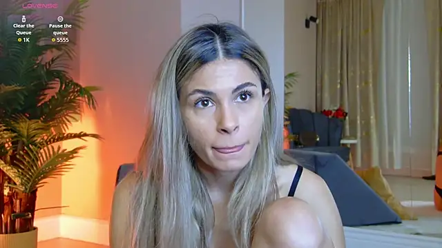 Avril Cyrus online show from December 20, 7:37 am