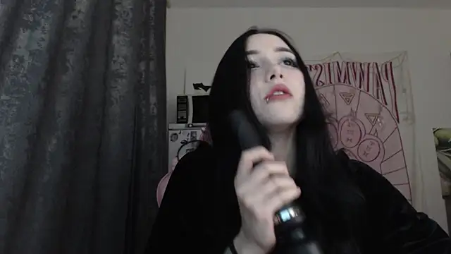 Holy420lolii online show from December 12, 4:43 pm