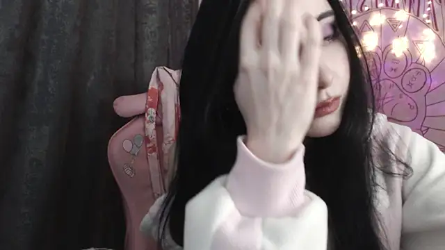 Holy420lolii online show from December 13, 3:11 pm